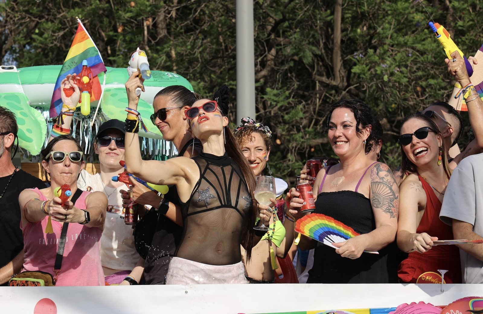 Las fotos de la cabalgata del Orgullo LGTBIQ+ en Sevilla