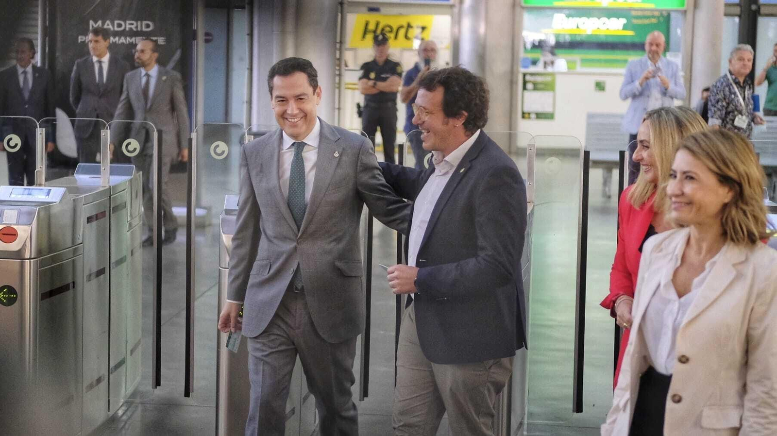 Así ha sido el viaje inaugural del tranvía de la Bahía de Cádiz