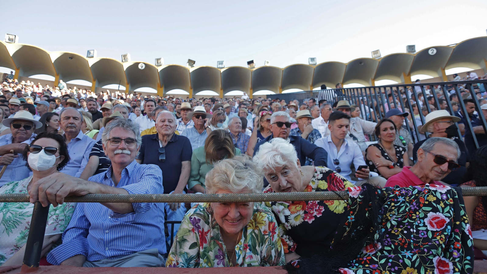 Ambiente en la corrida del viernes de la Feria Taurina de Algeciras