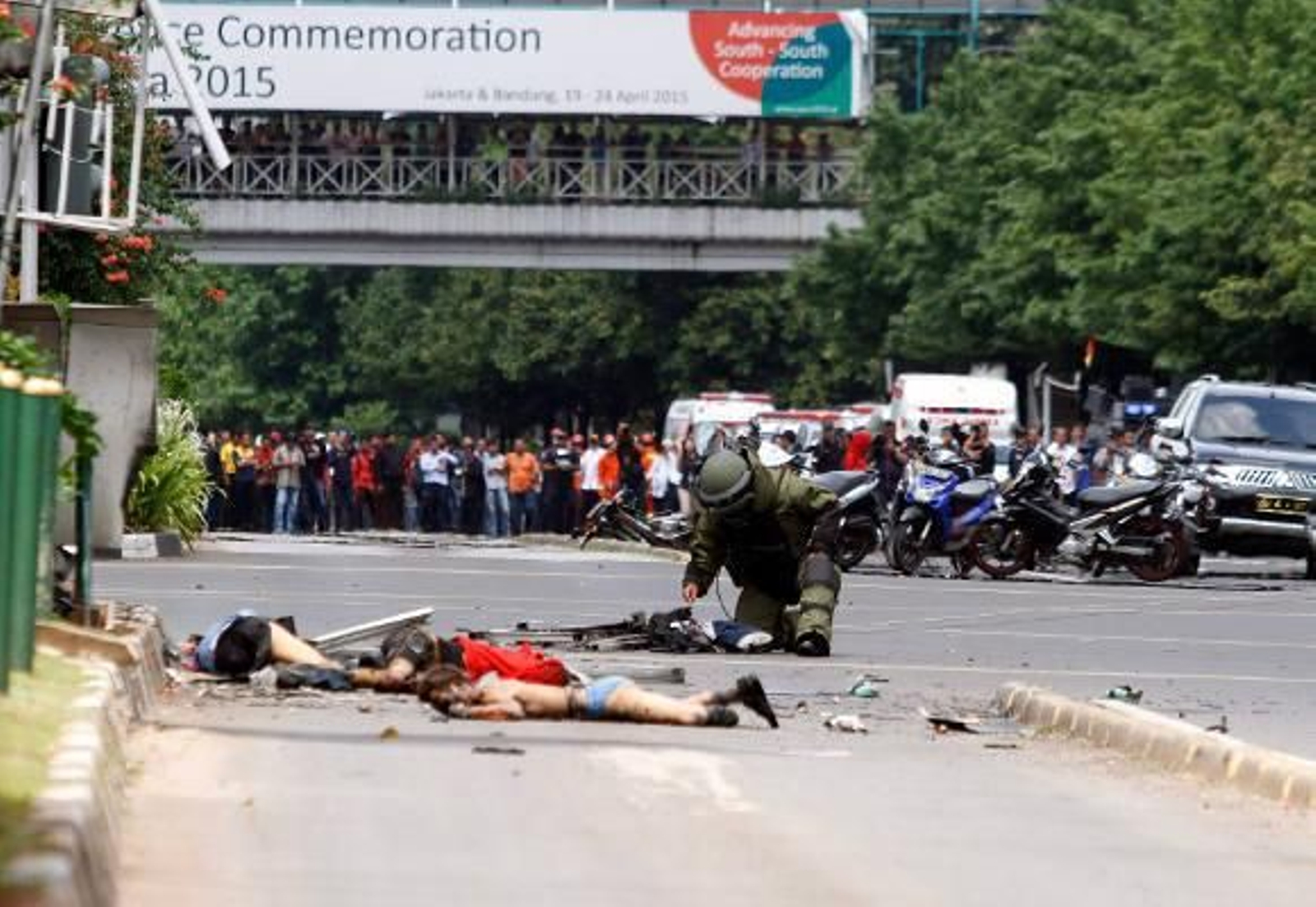 Siete muertos en un atentado del Estado Islámico en Yakarta Siete muertos en un atentado del Estado Islámico en Yakarta
