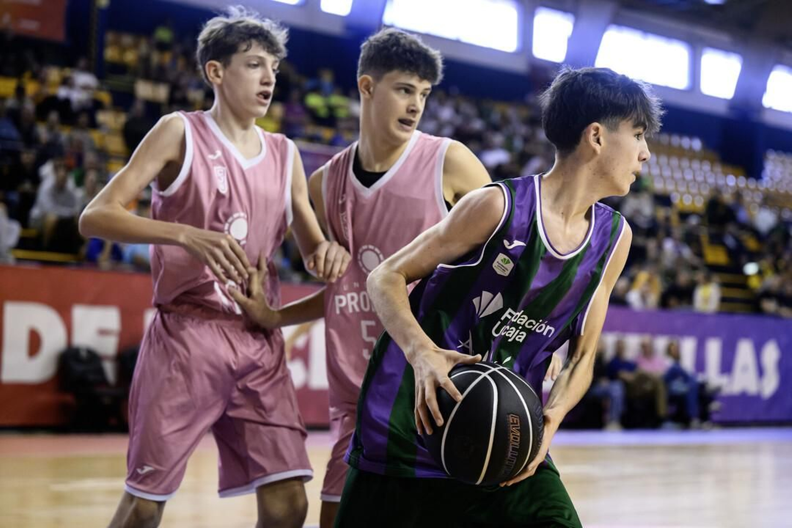 Minicopa Endesa: Tremenda victoria del Unicaja ante el Joventut
