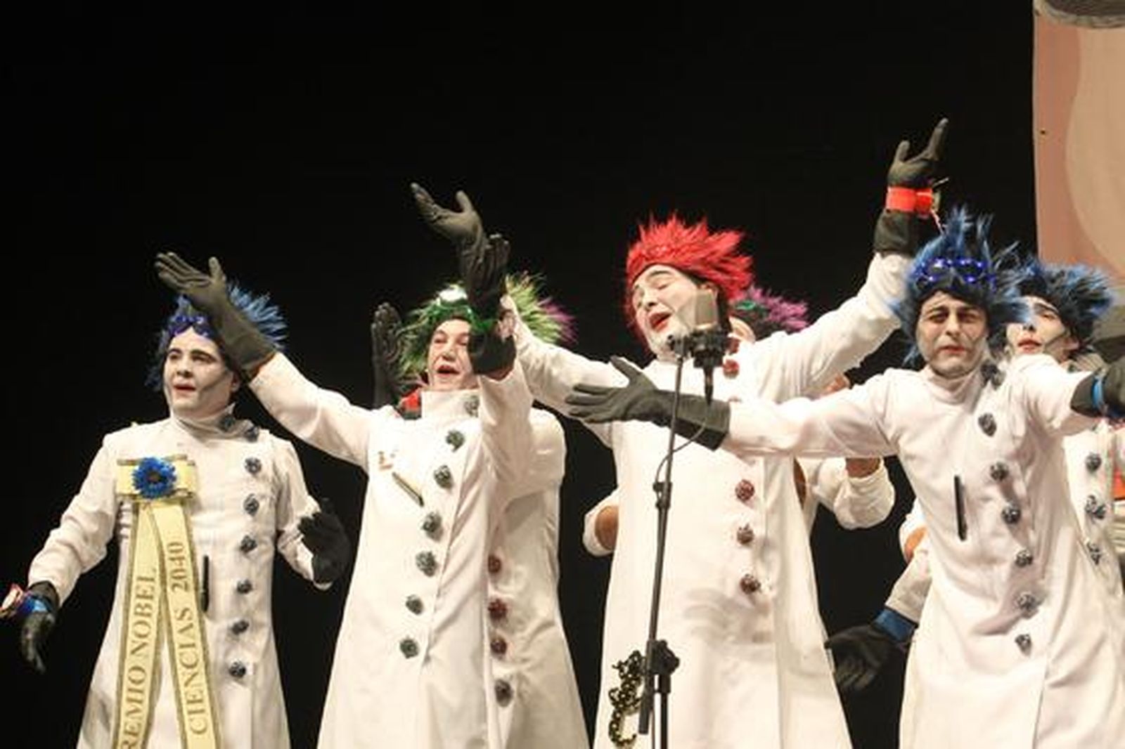 La chirigota de La Línea 'El hombre del tiempo'

Foto: Paco Guerrero