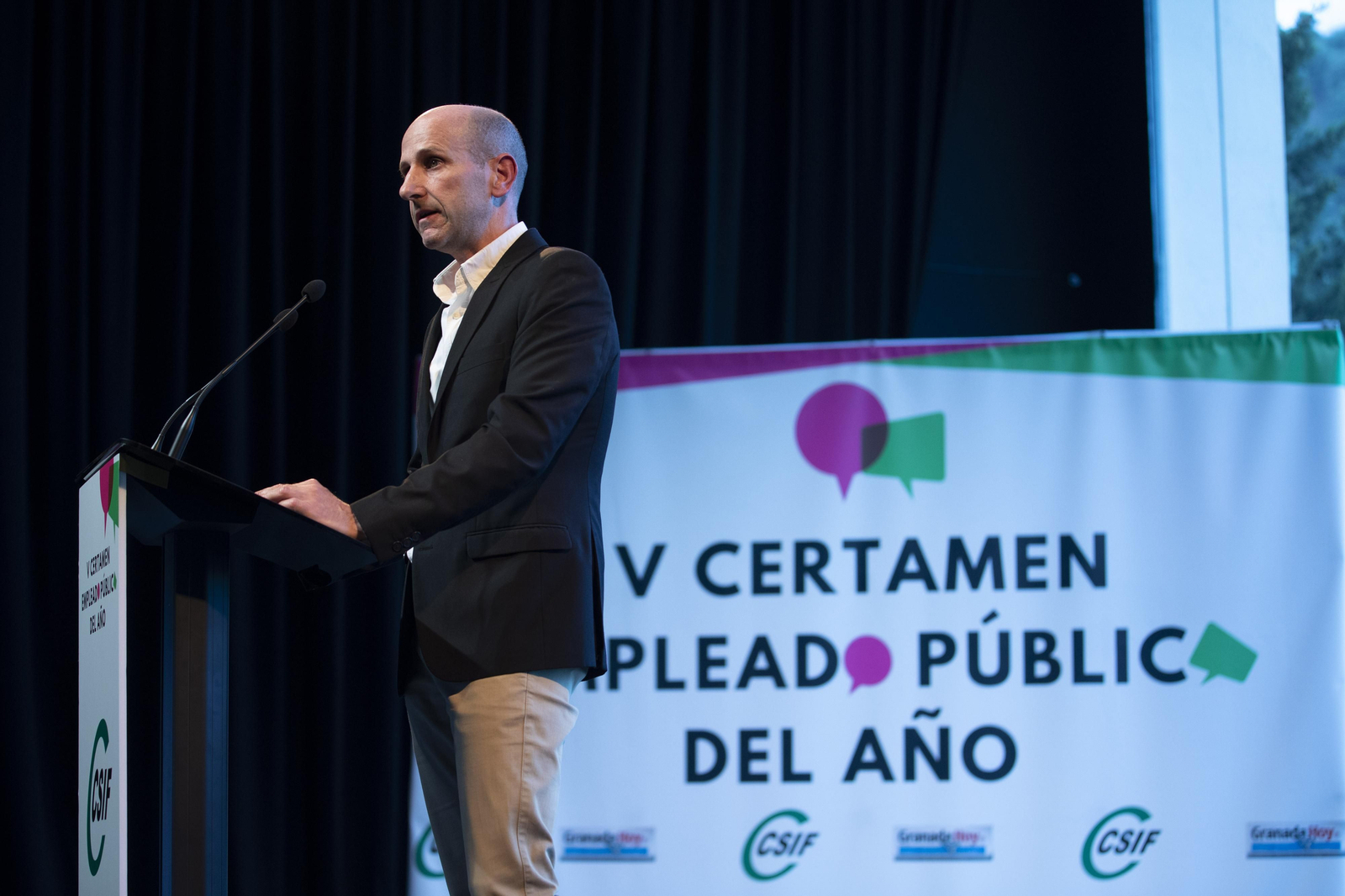 El V Certamen del Empleado Público del año en Granada, en imágenes