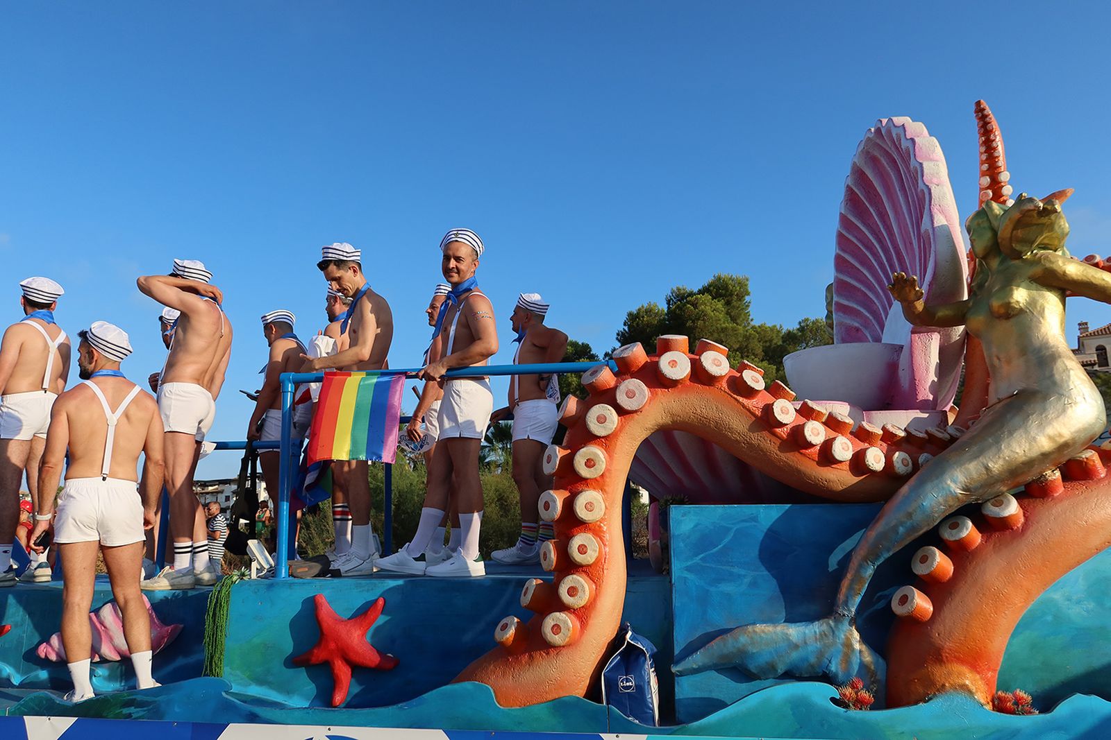 El desfile del Orgullo LGTBIQ de Vera Playa, en imágenes