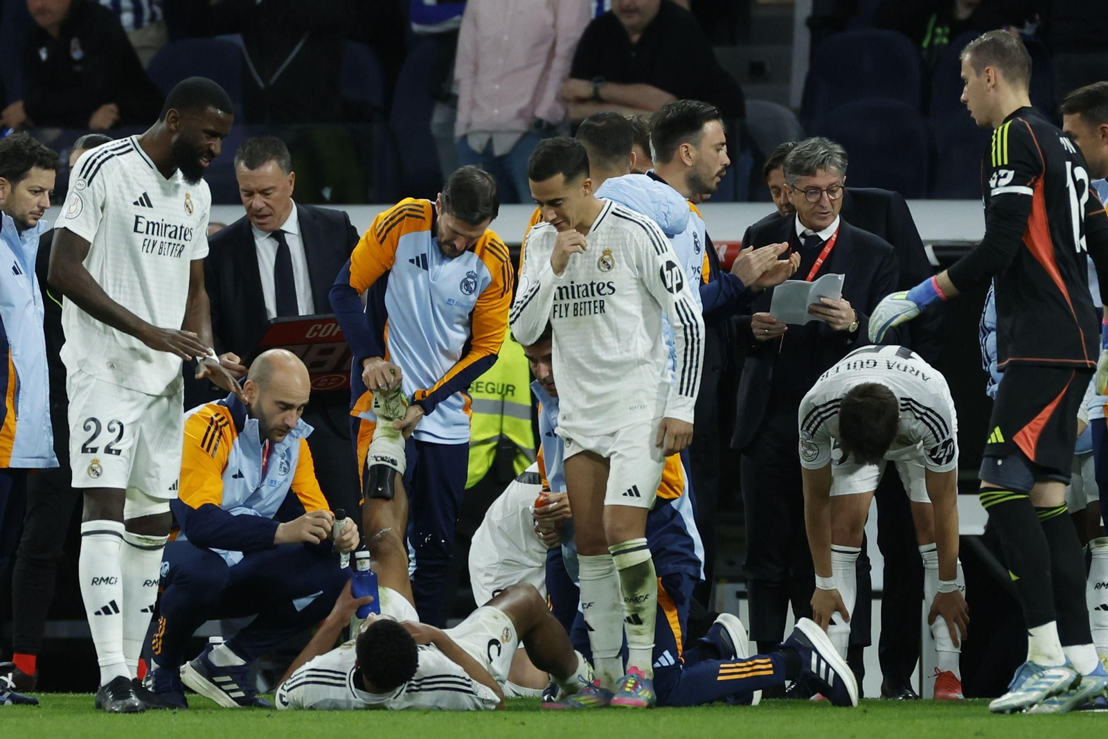 Las fotos del Real Madrid - Real Sociedad camino del Estadio de la Cartuja
