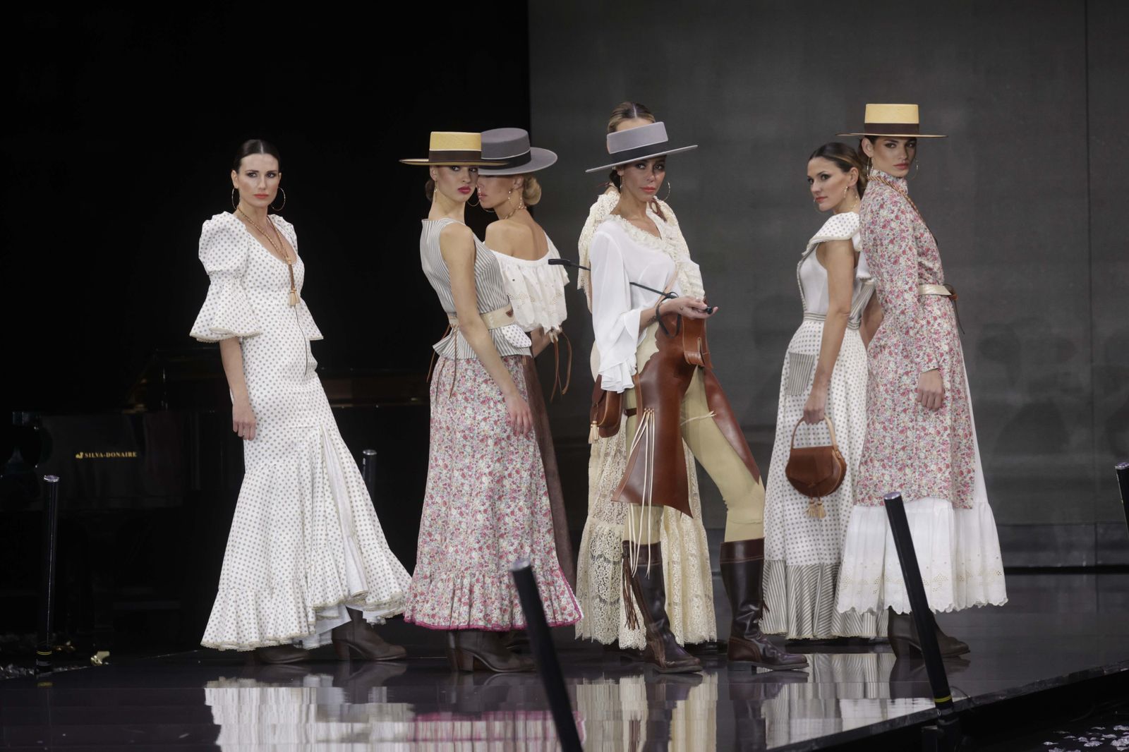 El desfile de Pilar Rubio en SIMOF 2023, todas las fotos