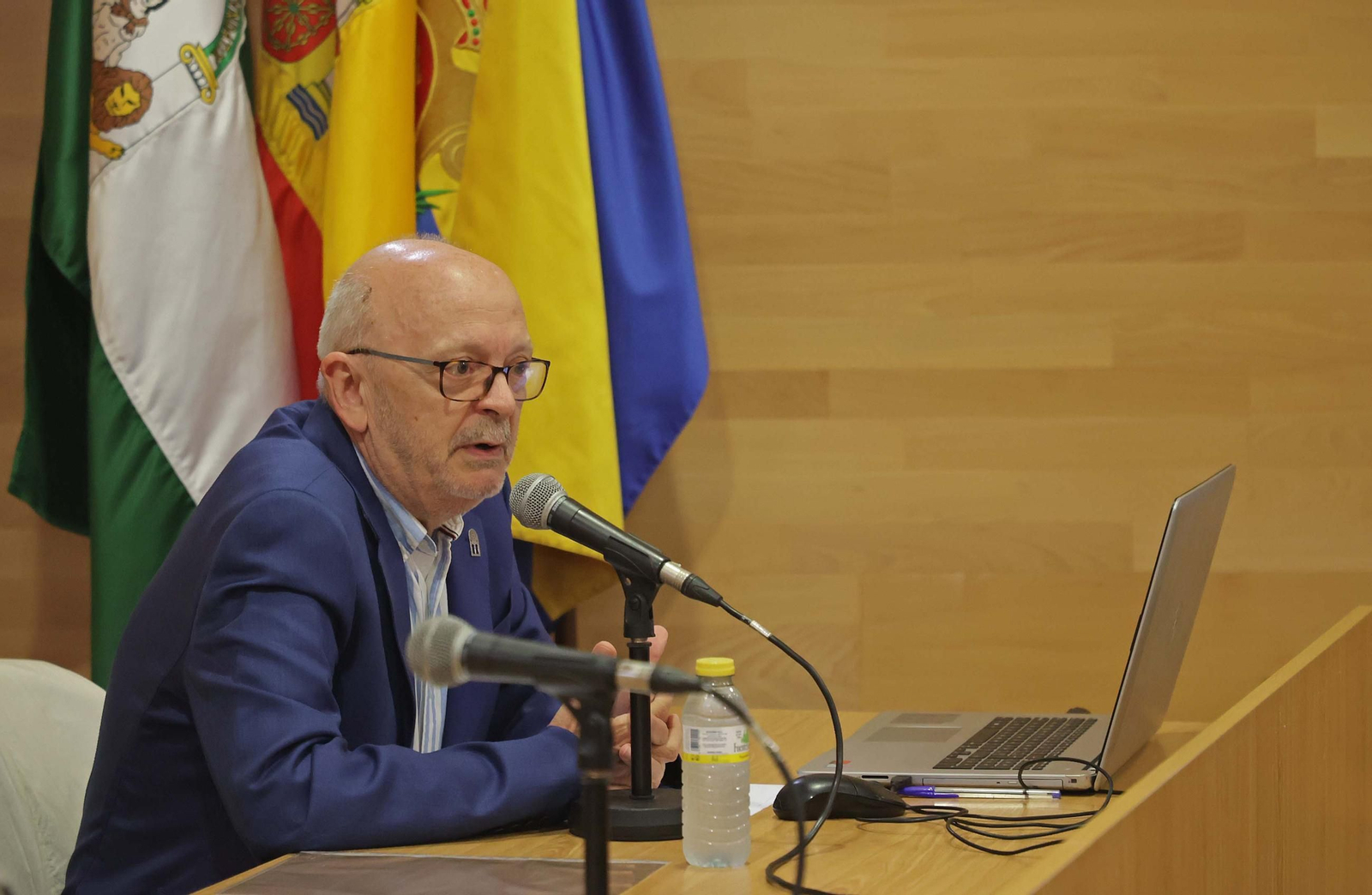 Fotos del X aniversario del centro documental José Luis Cano en Algeciras