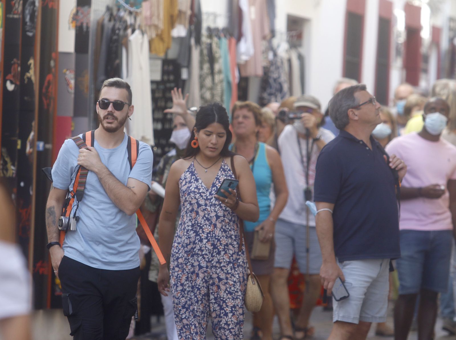 Lleno al completo en Córdoba en el puente del Pilar