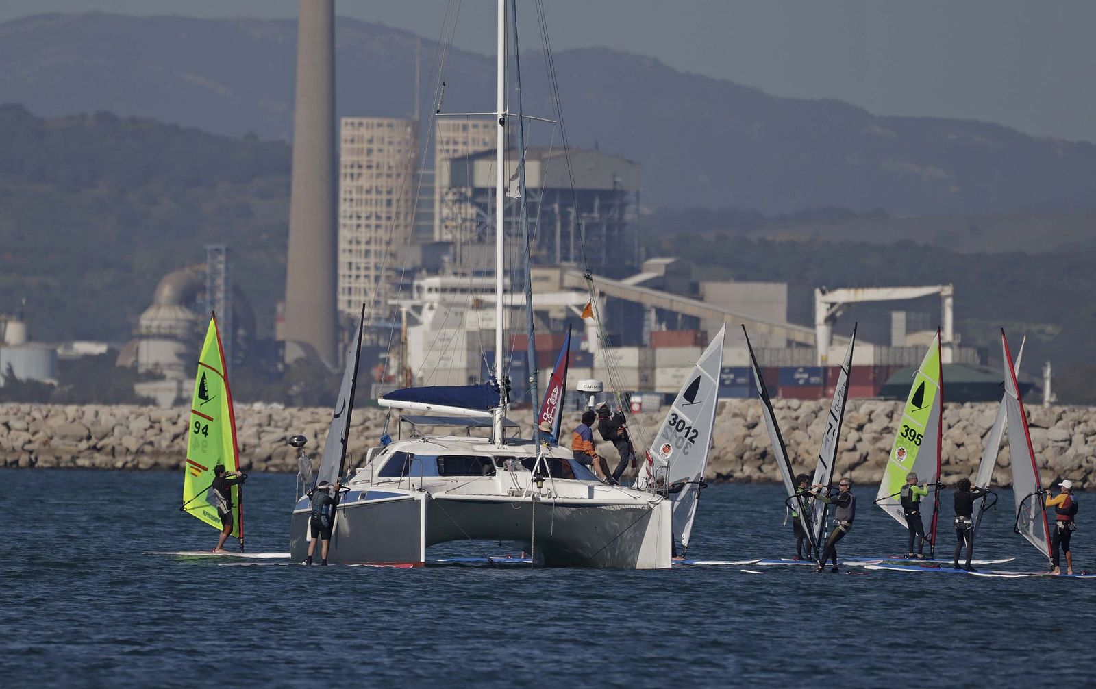 Las fotos de la segunda jornada opa de Andalucía de la clase Windsurfer, en La Línea