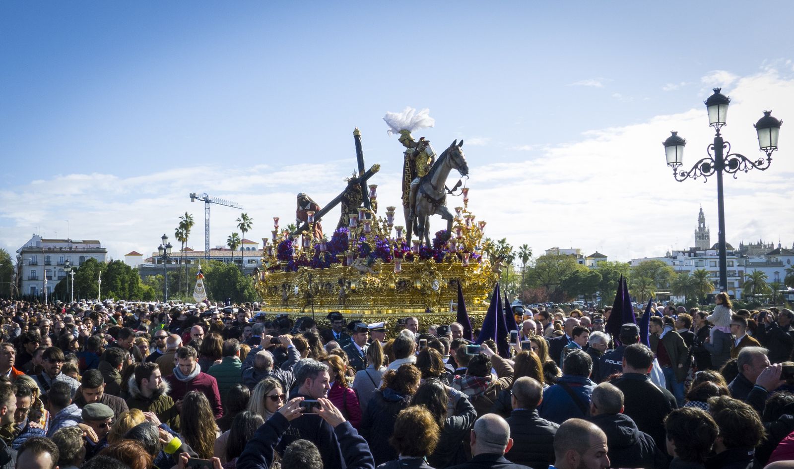 Las imágenes de la Esperanza de Triana