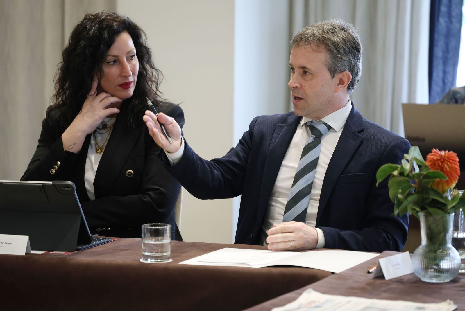 El 'Foro de las ciudades', organizado por el Grupo Joly en Antequera, en imágenes