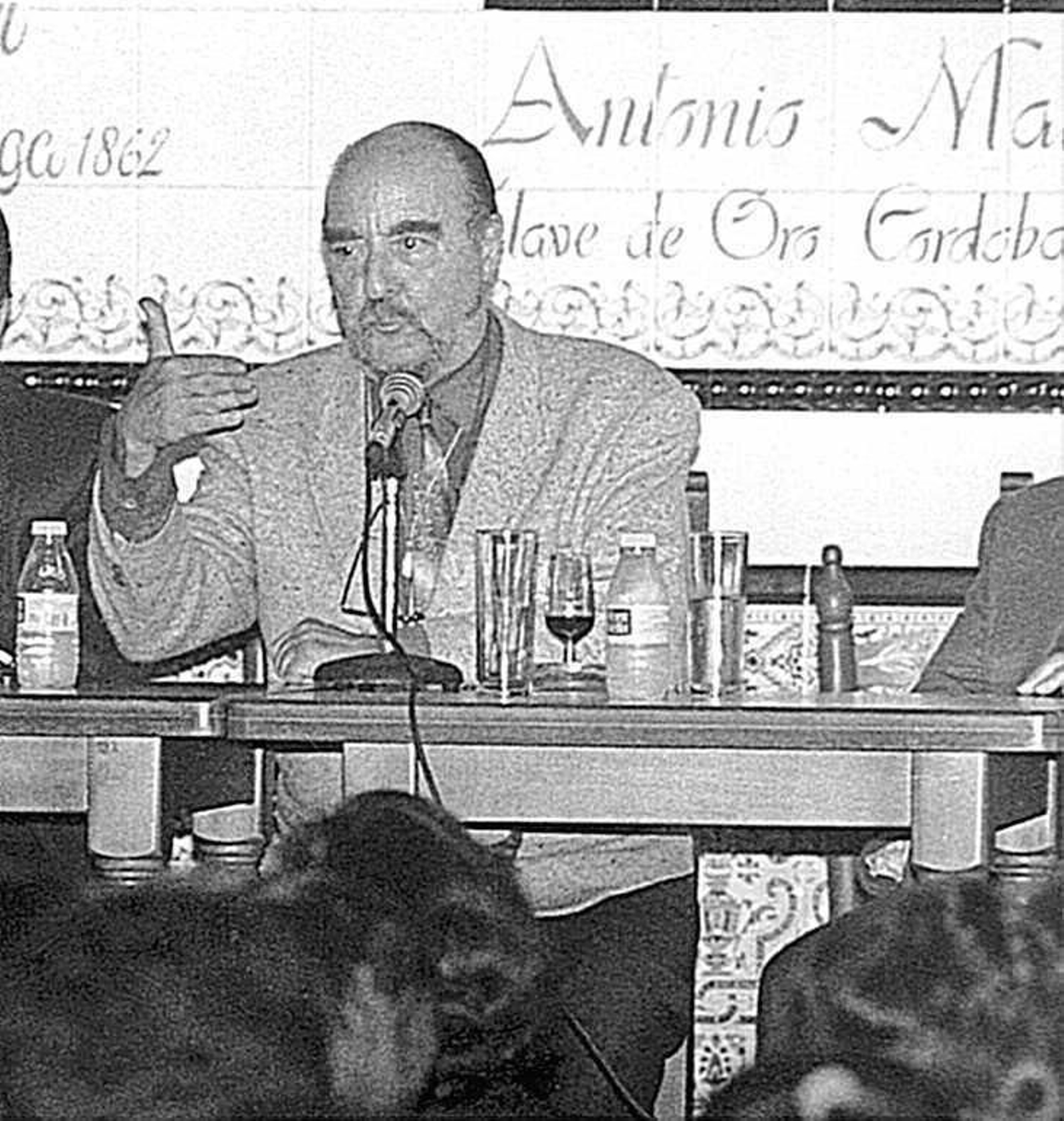 Fernando Quiñones fundó Alcances.