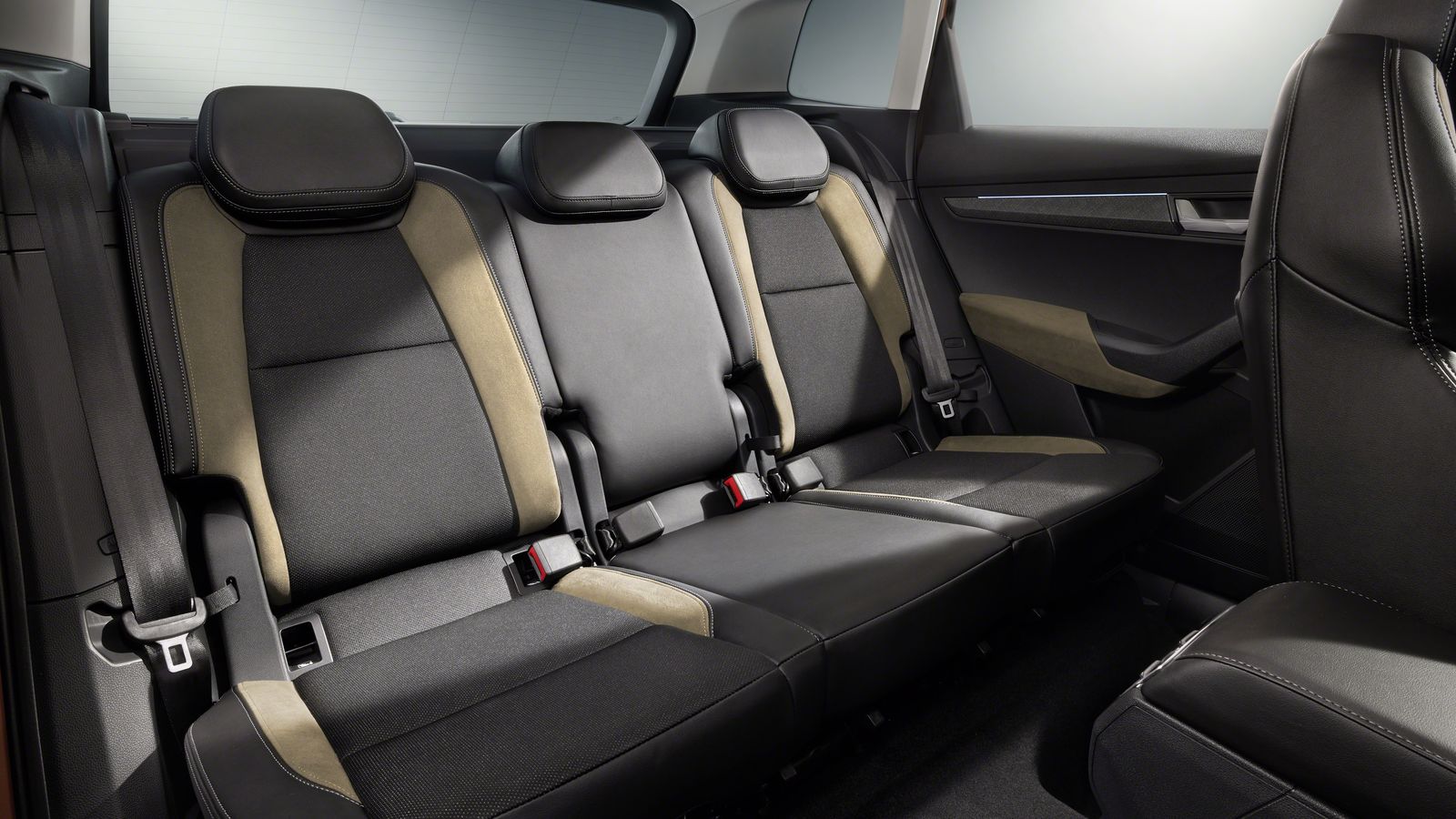 Se puede seleccionar entre el equipamiento opcional una tapicería hechas con botellas PET desechadas.