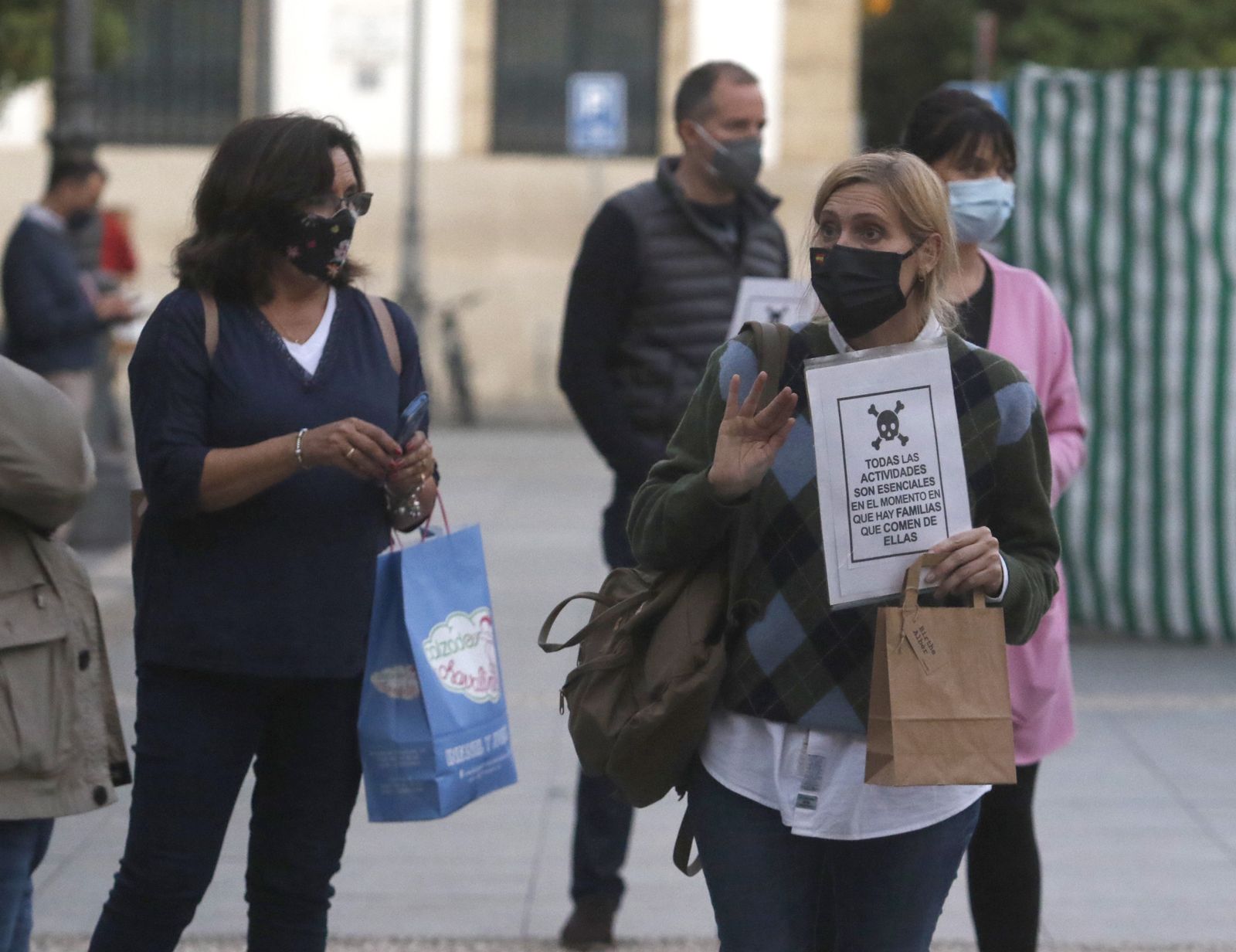 La manifestación de los comerciantes del Centro de Córdoba en fotografías