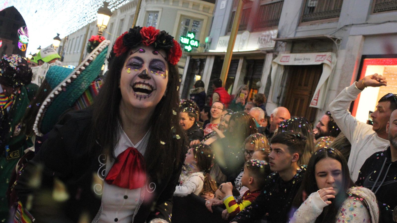 Carnaval de Málaga por la calle Larios.
