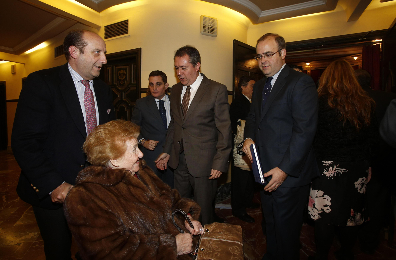 El Pregón de la Cabalgata de los Reyes Magos de Carlos Navarro Antolín, en imágenes