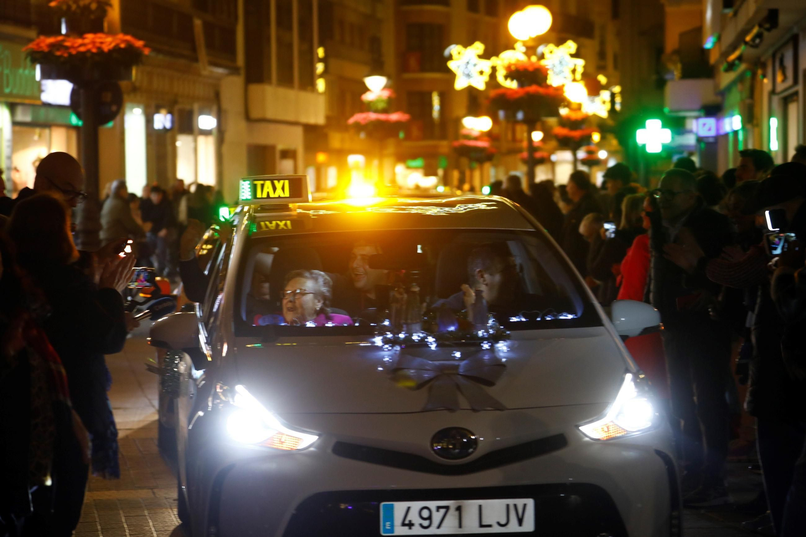 Las fotos del Paseo de la Ilusión de los mayores de Córdoba