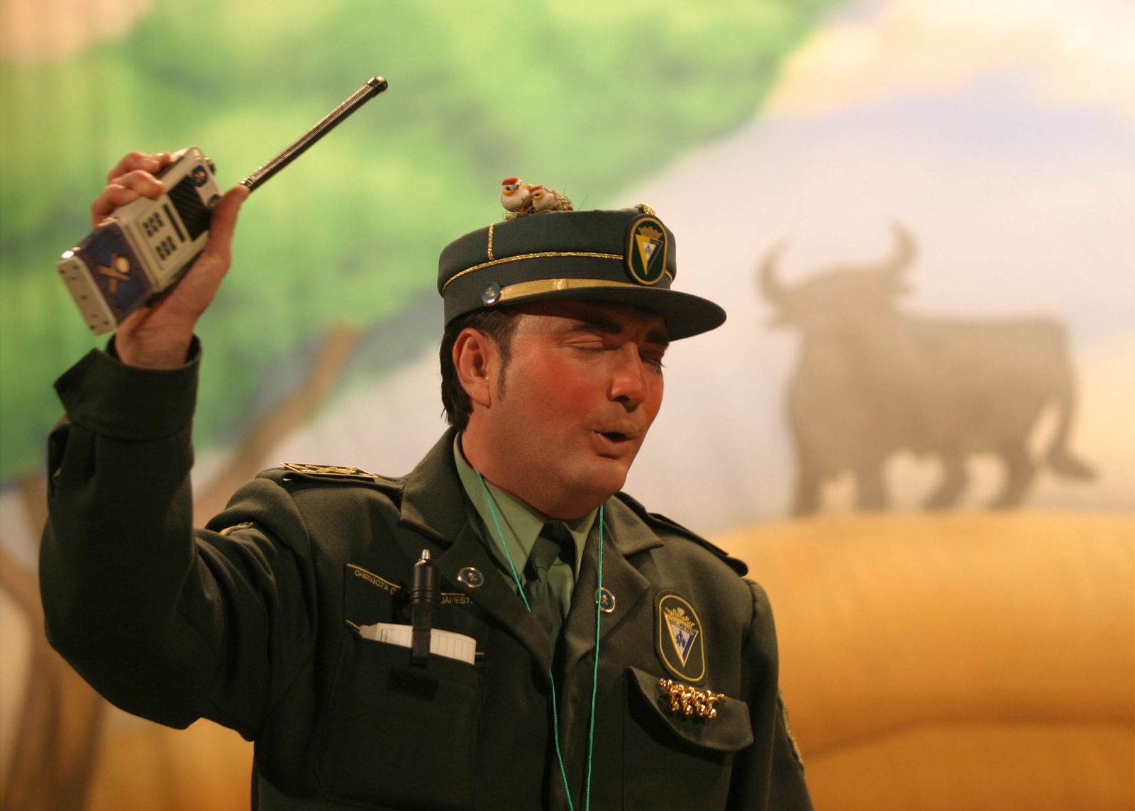 El Sheriff en plena actuación con la chirigota Los Aguafiestas