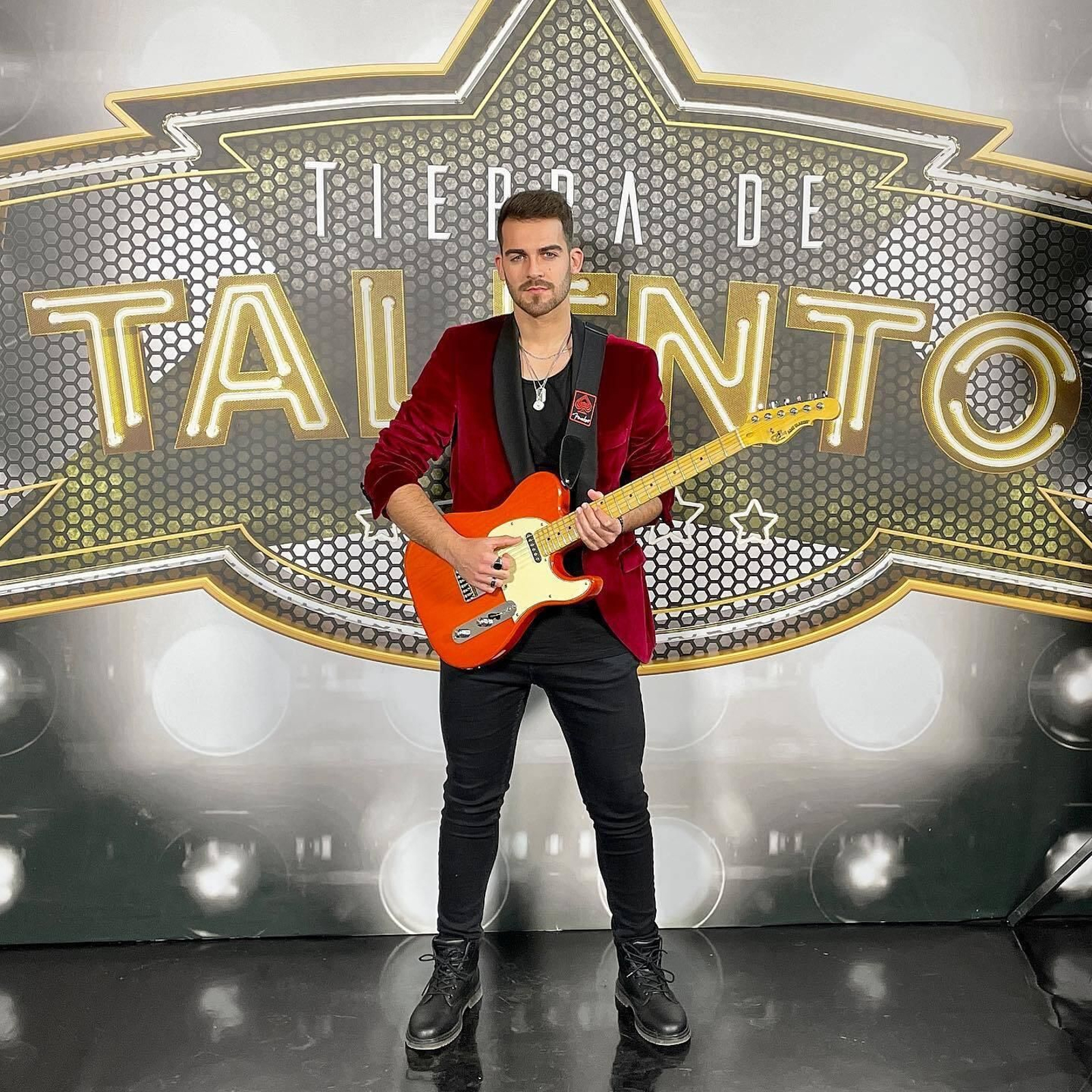 El onubense Josemi García llega a la final de 'Tierra de Talento' con una canción de Manuel Carrasco