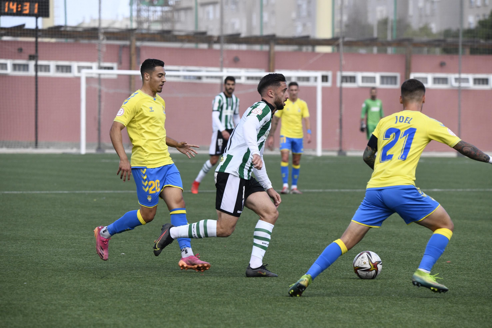 Las imágenes del empate del Córdoba CF ante Las Palmas Atlético