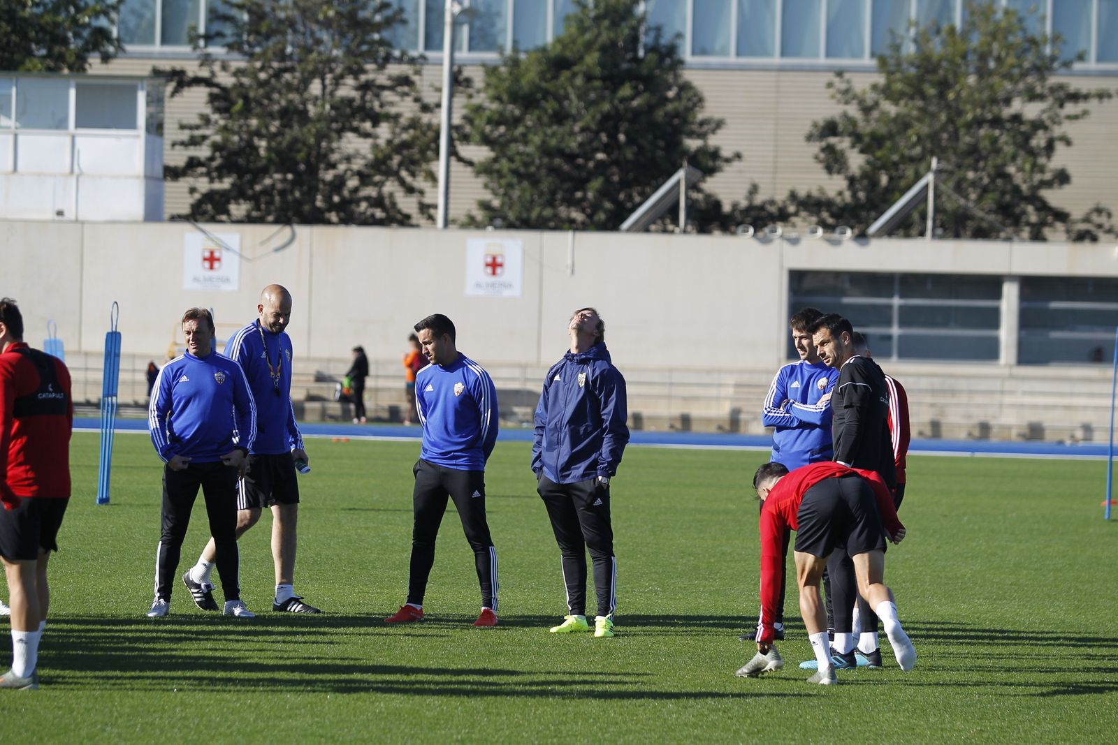 Fotogalería del entrenamiento del Almería previa al partido ante el Numancia