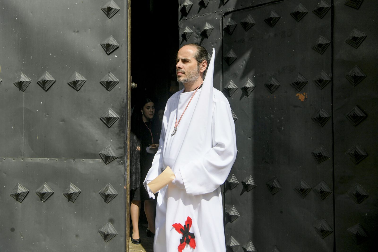 Así vivió Granada la salida de la Cofradía de los Dolores 2025