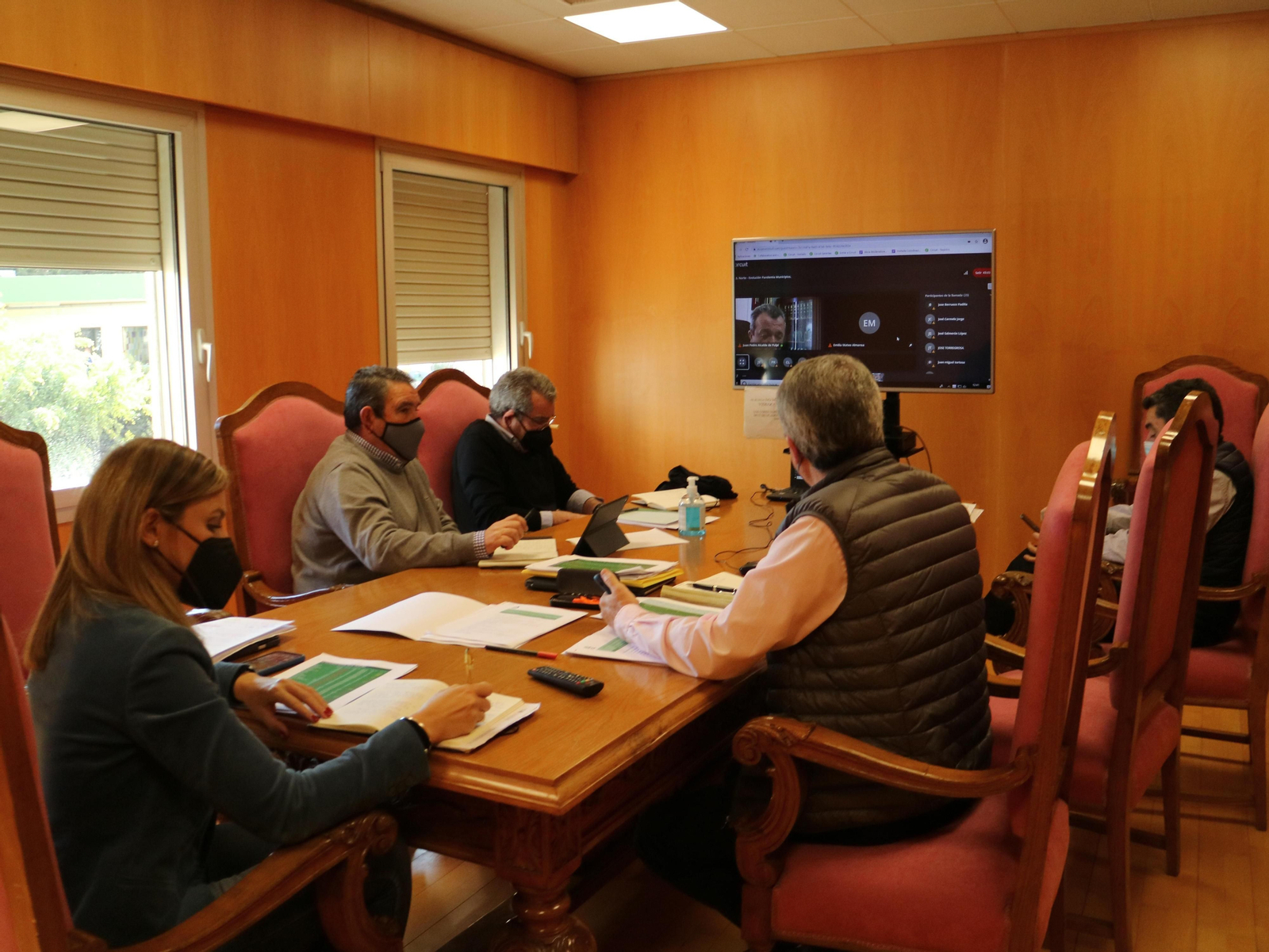 Salud reúne a los alcaldes del Área Sanitaria Norte de Almería para abordar el estallido de contagios