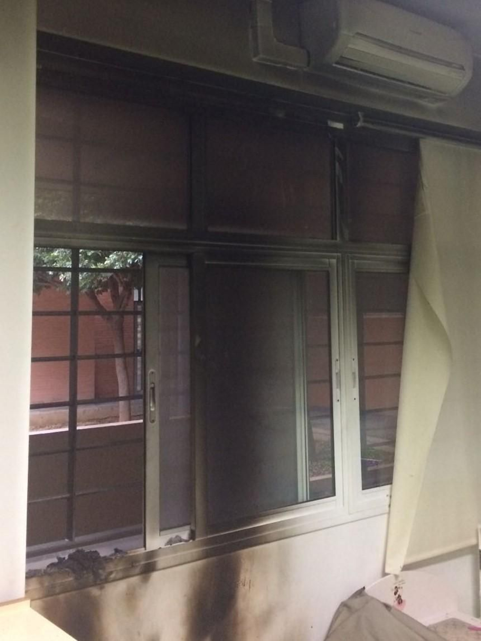 Estado en el que quedó el aula de Educación Especial tras ser incendiada.