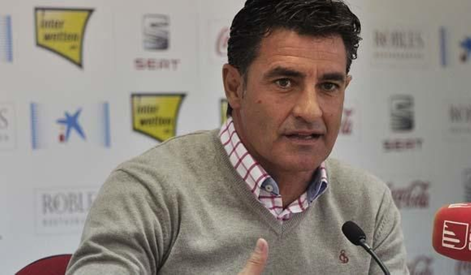 Emery por la vía urgente