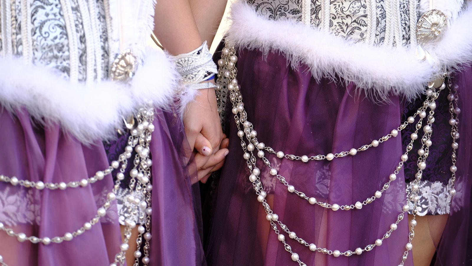 El espectacular desfile de Moros y Cristianos de Mojácar, en imágenes