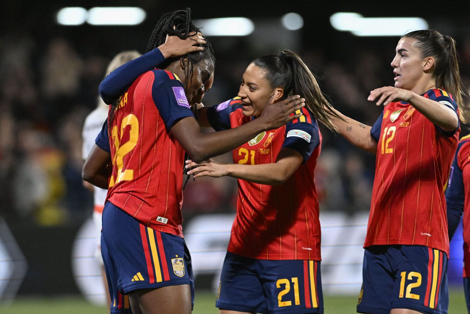 Las fotos del España-Islandia de fútbol femenino