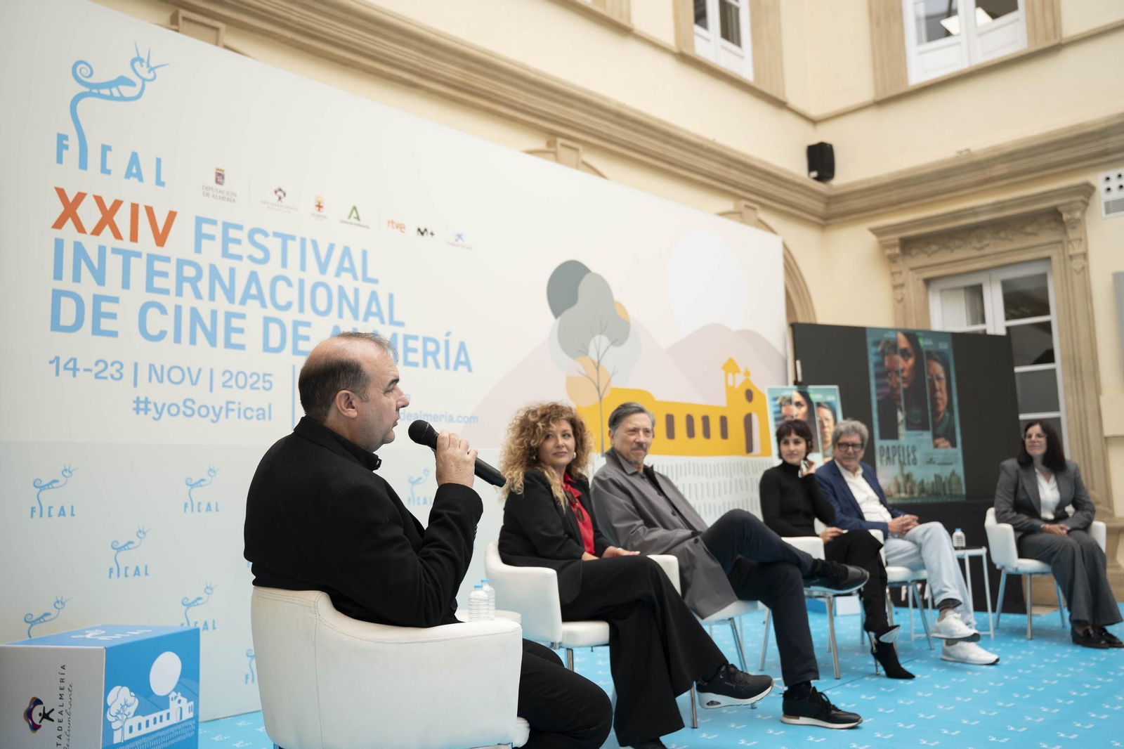 Así ha sido la presentación de la película 'Papeles', en imágenes