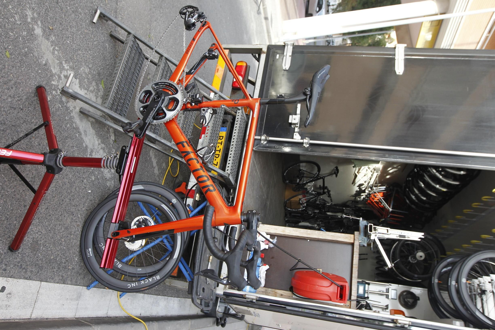 Fotogalería de la previa de la Clásica de Almería