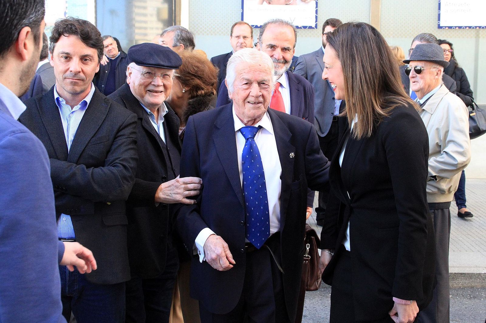 Acto de rotulación de la calle Abogado Juan José Domínguez en imágenes