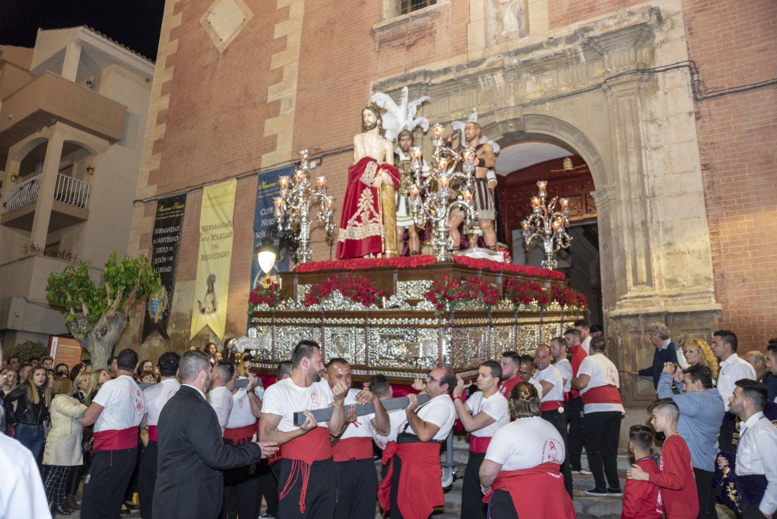 Imágenes de la procesión del Jueves Santo en Cuevas