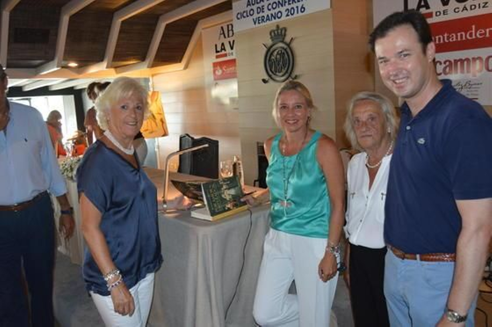 Álmudena Cámara, Almudena de Arteaga, Elisa Osborne y Pablo Moliné.

Foto: Ignacio Casas de Ciria