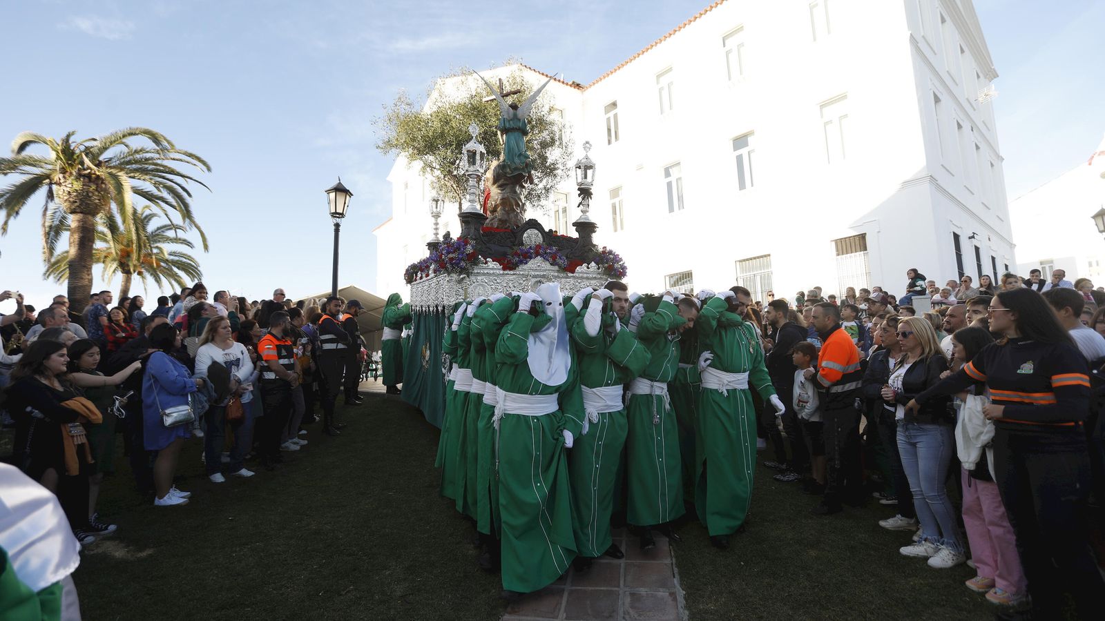 Los cargadores del Huerto, este Lunes Santo.