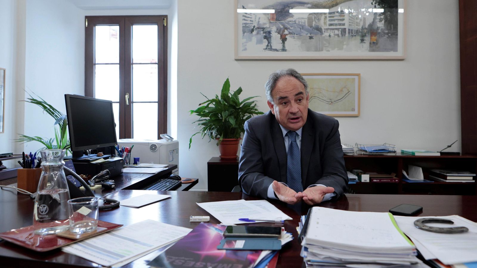 Manuel Romero, consejero delegado de Emasesa, durante la entrevista.