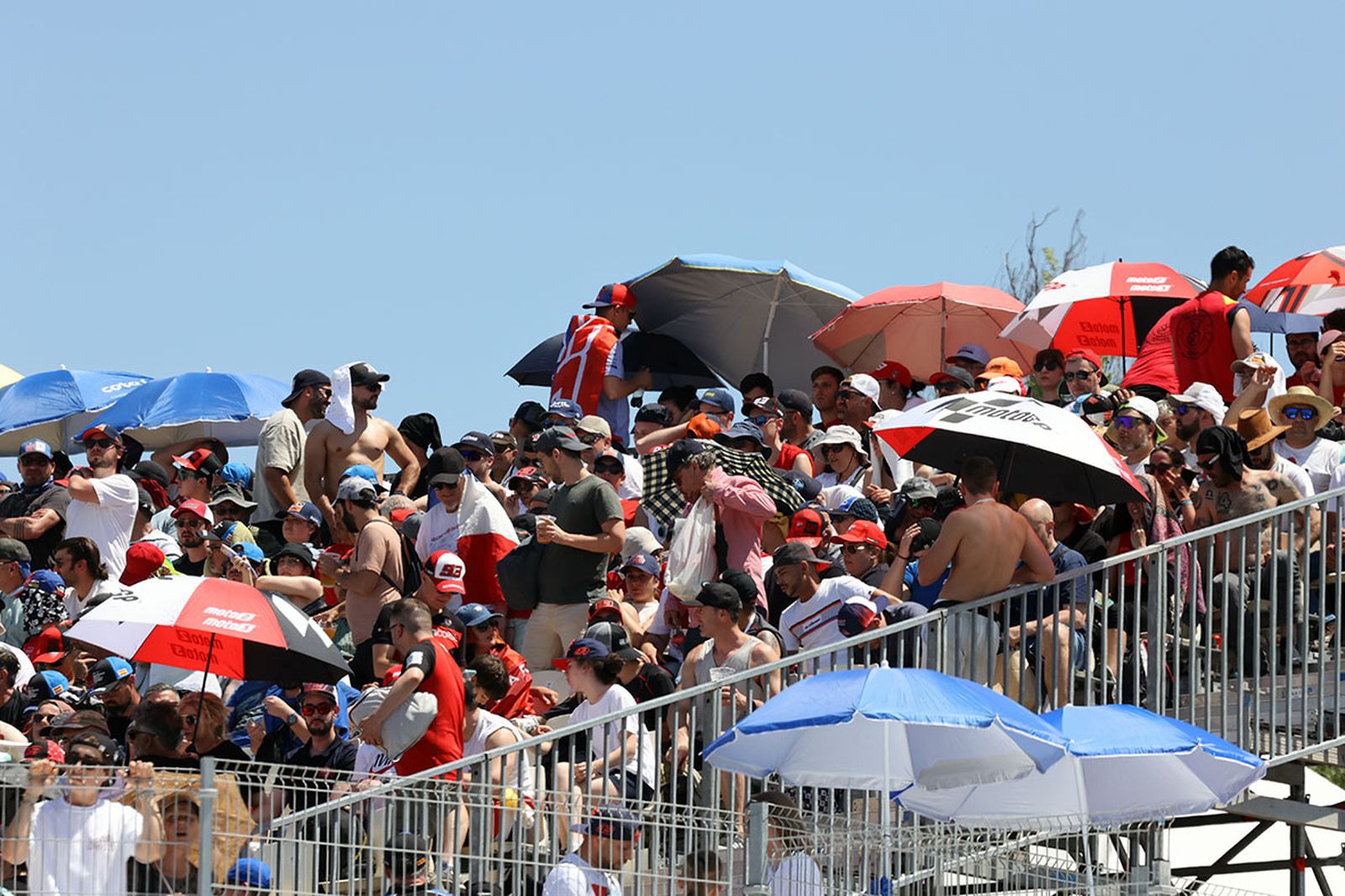 Búscate el domingo de Gran Premio de Jerez 2025 (II)