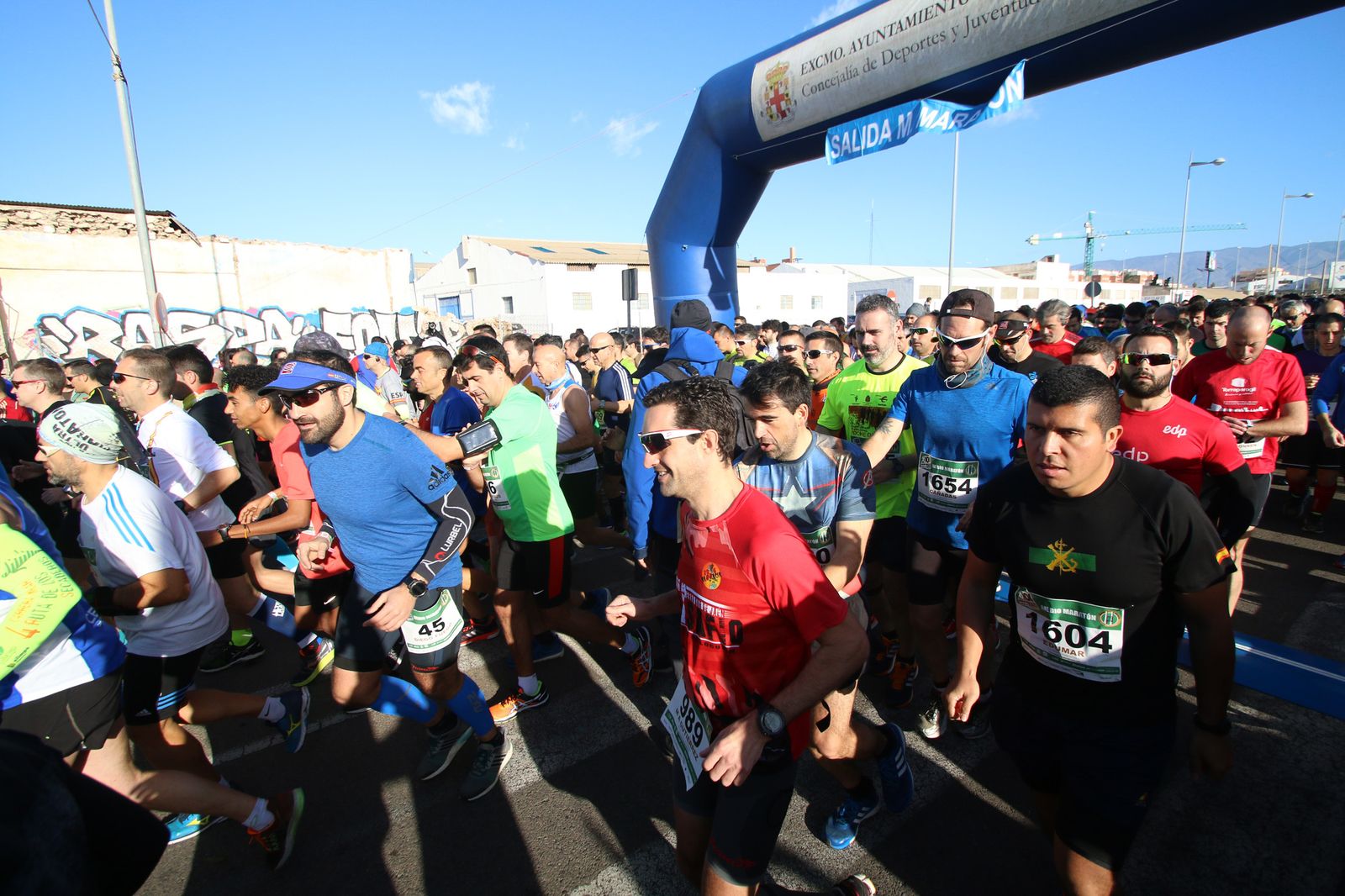 El acceso a hospitales como la Clínica Mediterráneo se ha visto afectado por la carrera
