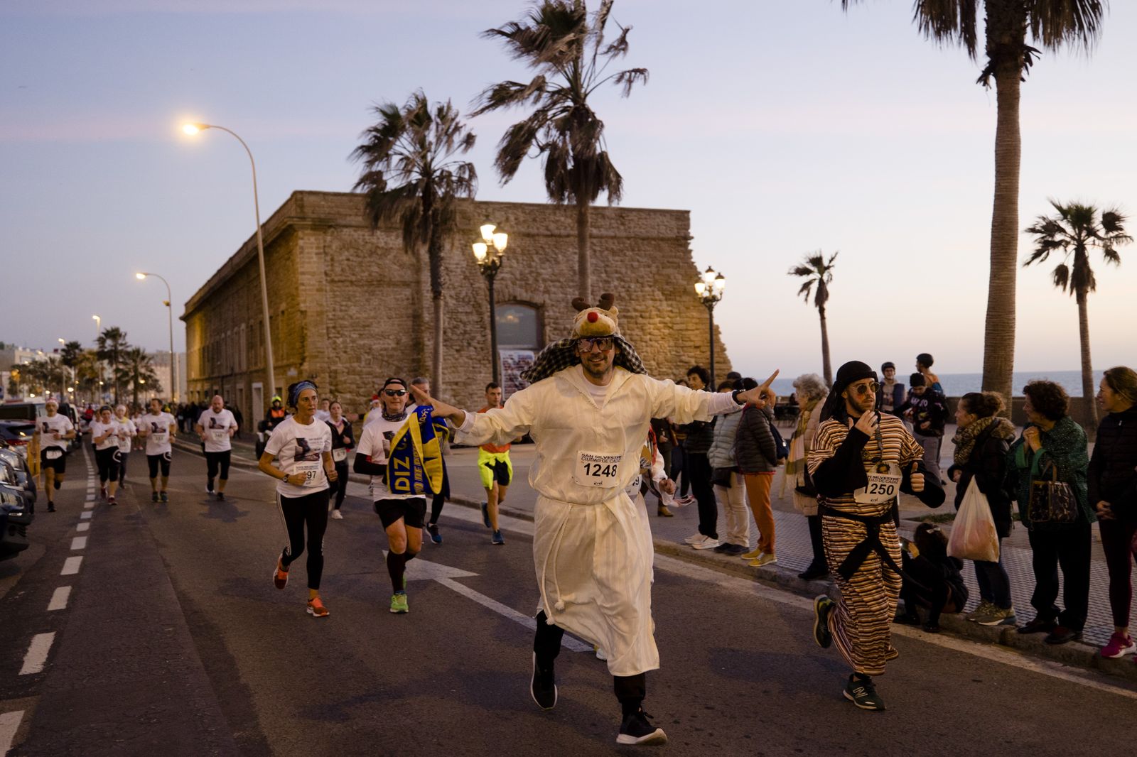 Las imágenes de la carrera popular "San Silvestre ciudad de Cádiz"