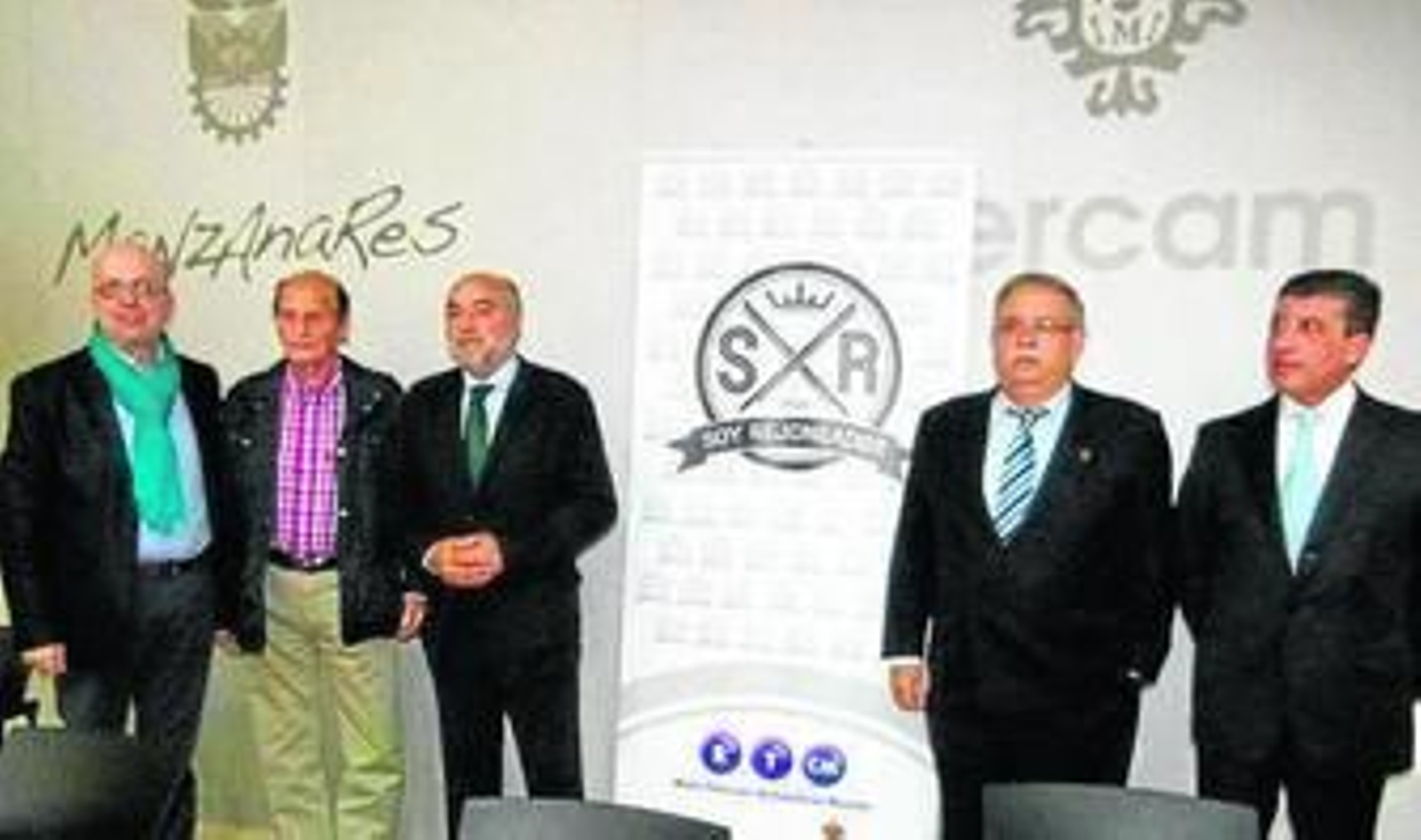 Autoridades y organizadores en la presentación de 'Soy rejoneador'.