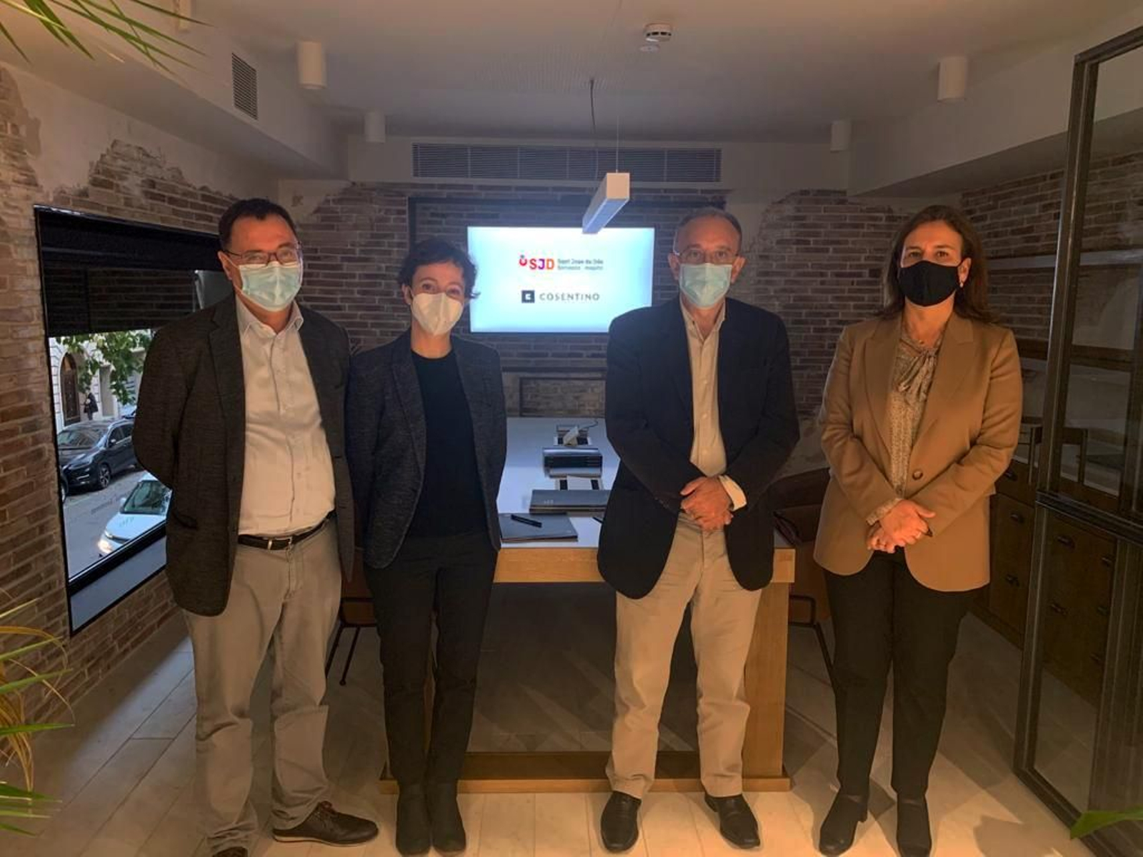 Vicente Martínez-Cosentino, Maria del Mar Martínez-Cosentino, Dr. Manel del Castillo, Gloria García