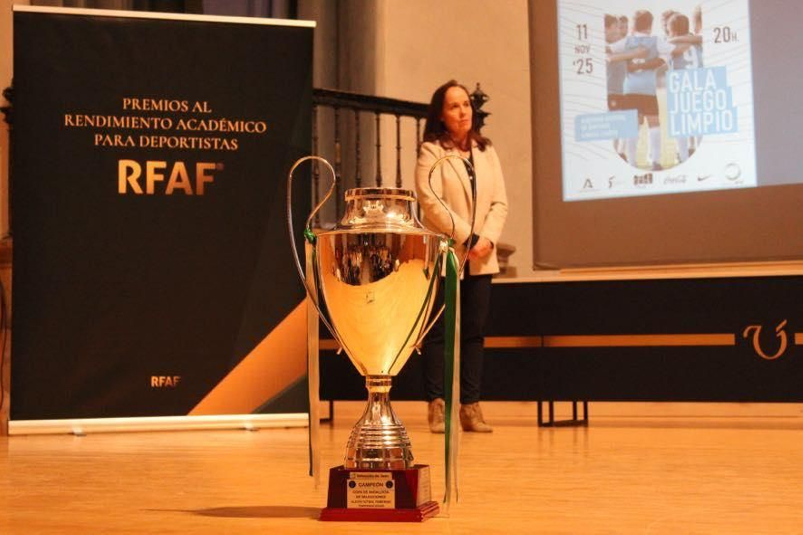 La gala Juego Limpio 2024-2025 de la Federación Jiennense de Fútbol, en imágenes