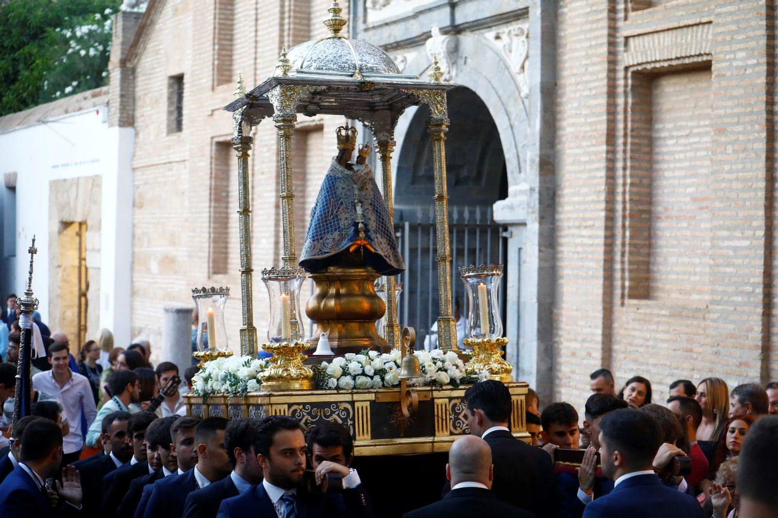 El traslado de la Virgen de la Fuensanta a la Santa Iglesia Catedral de Córdoba, en imágenes