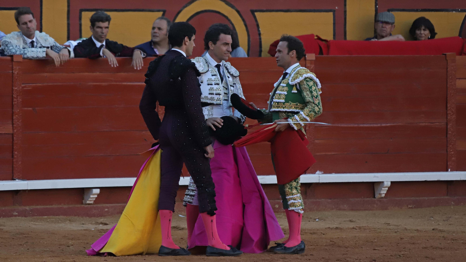 Fotos de la corrida del sábado de la Feria Taurina de Algeciras: Ferrera, Chacón y López Simón