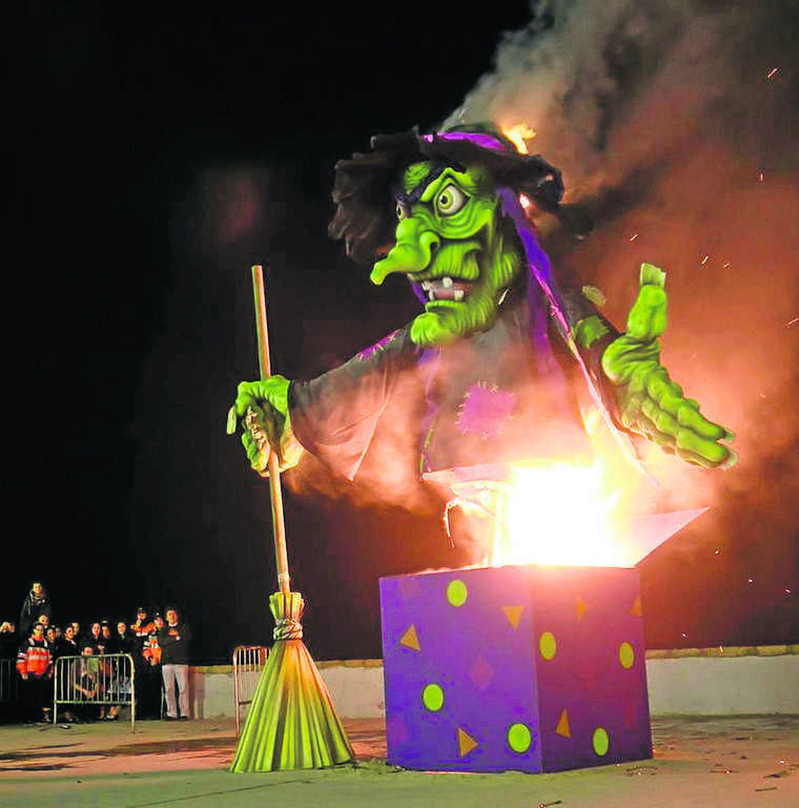 La quema de la Bruja Piti cerrará hoy el Carnaval 2018.