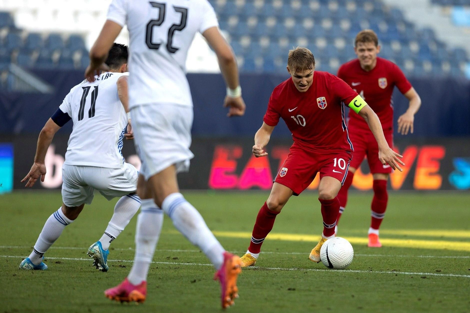 Las fotos del Noruega-Grecia en La Rosaleda