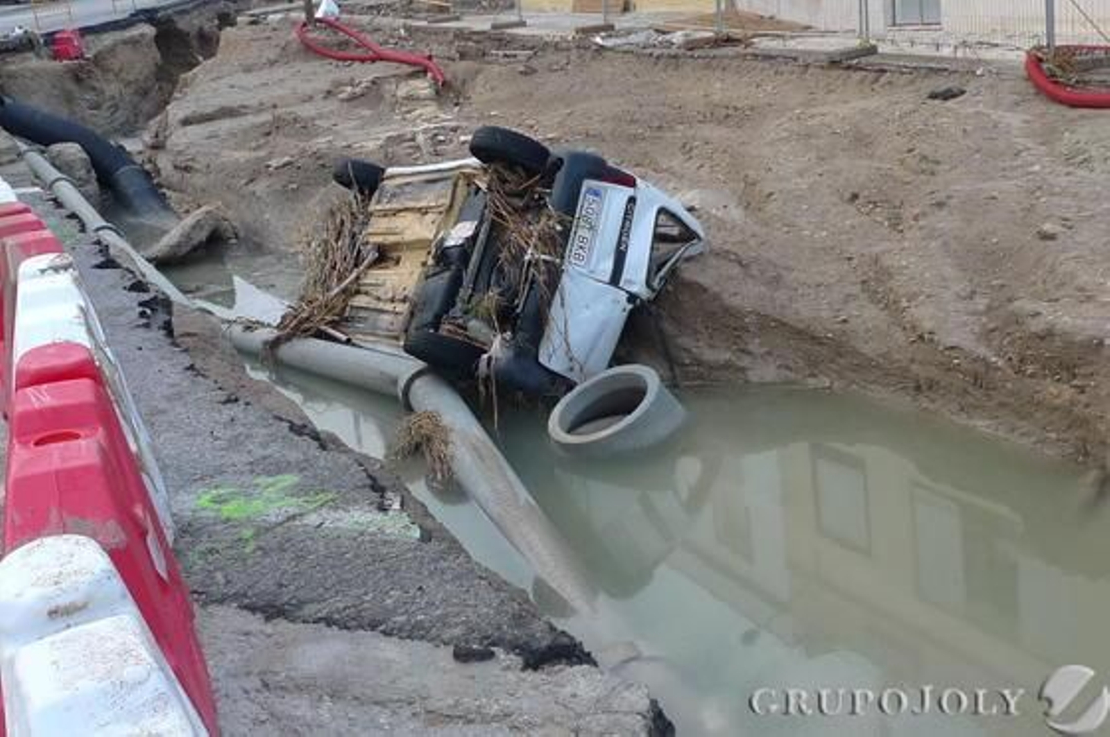 Tres fallecidos y numerosos daños materiales por las fuertes lluvias registradas en la provincia

Foto: GRUPO JOLY