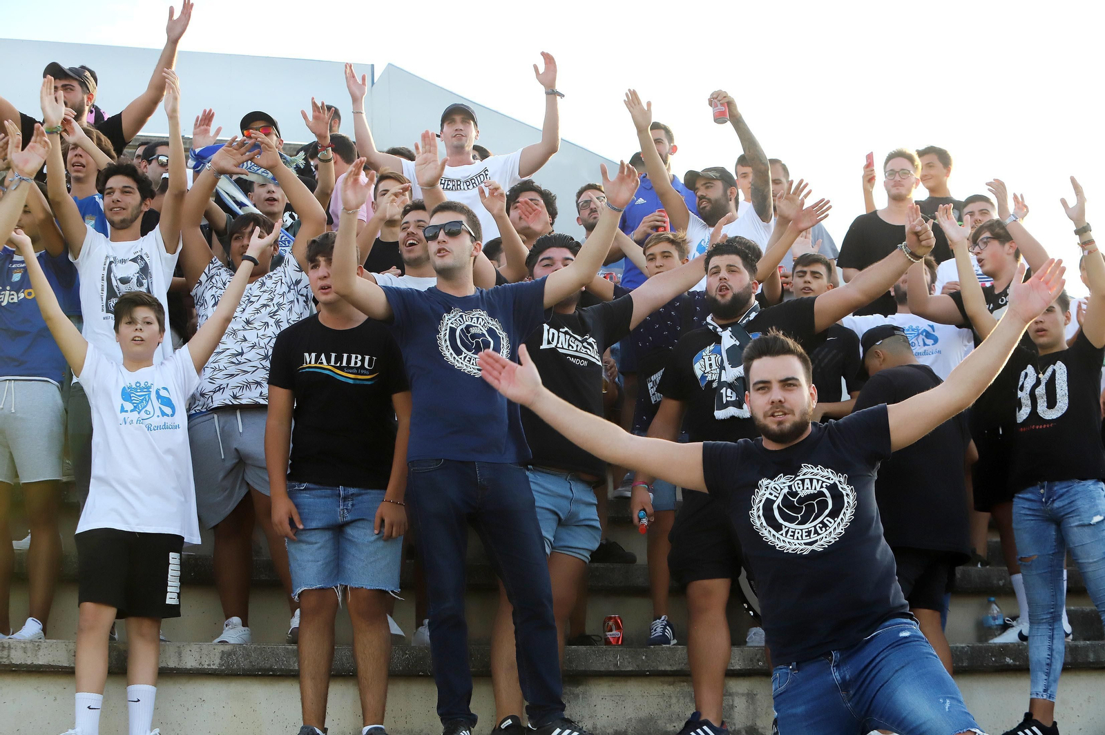 Amistoso Industrial-Xerez CD en La Juventud